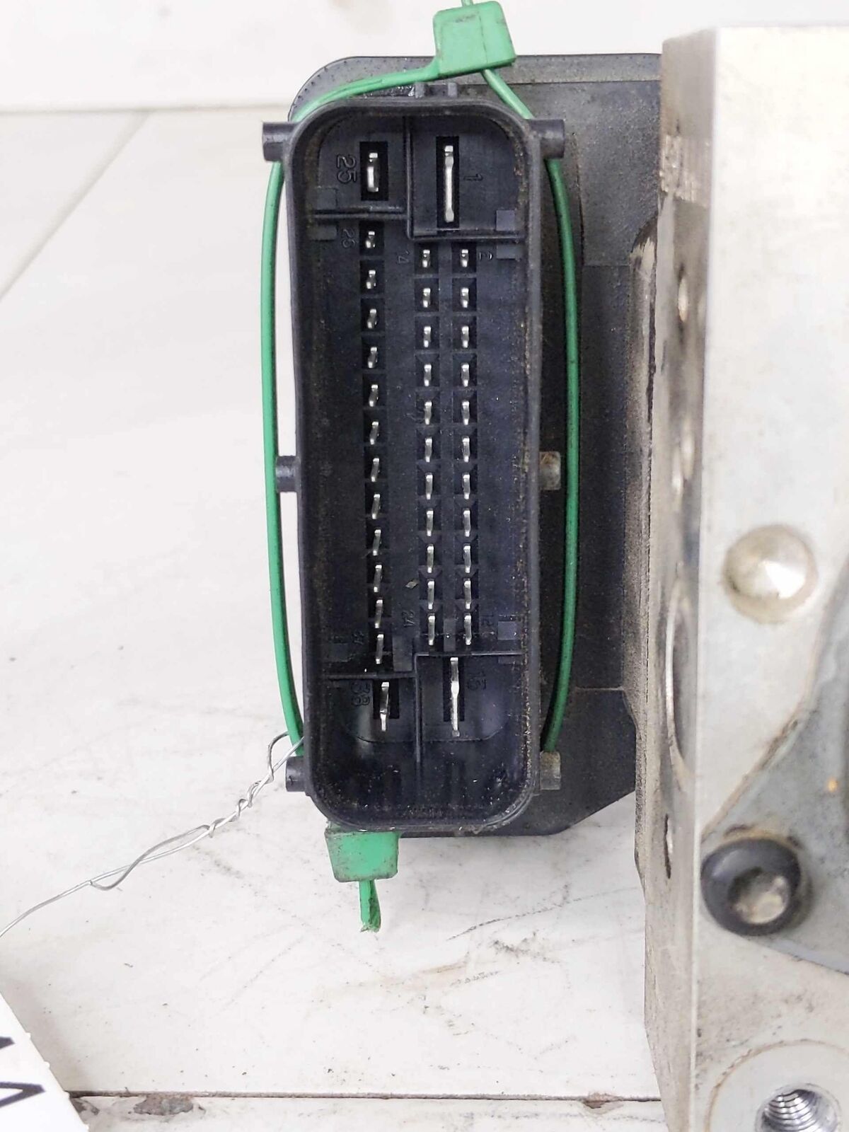 ABS Anti Lock Brake Pump Module Unit OEM 589202V400 HYUNDAI VELOSTER 1.6L 12 13