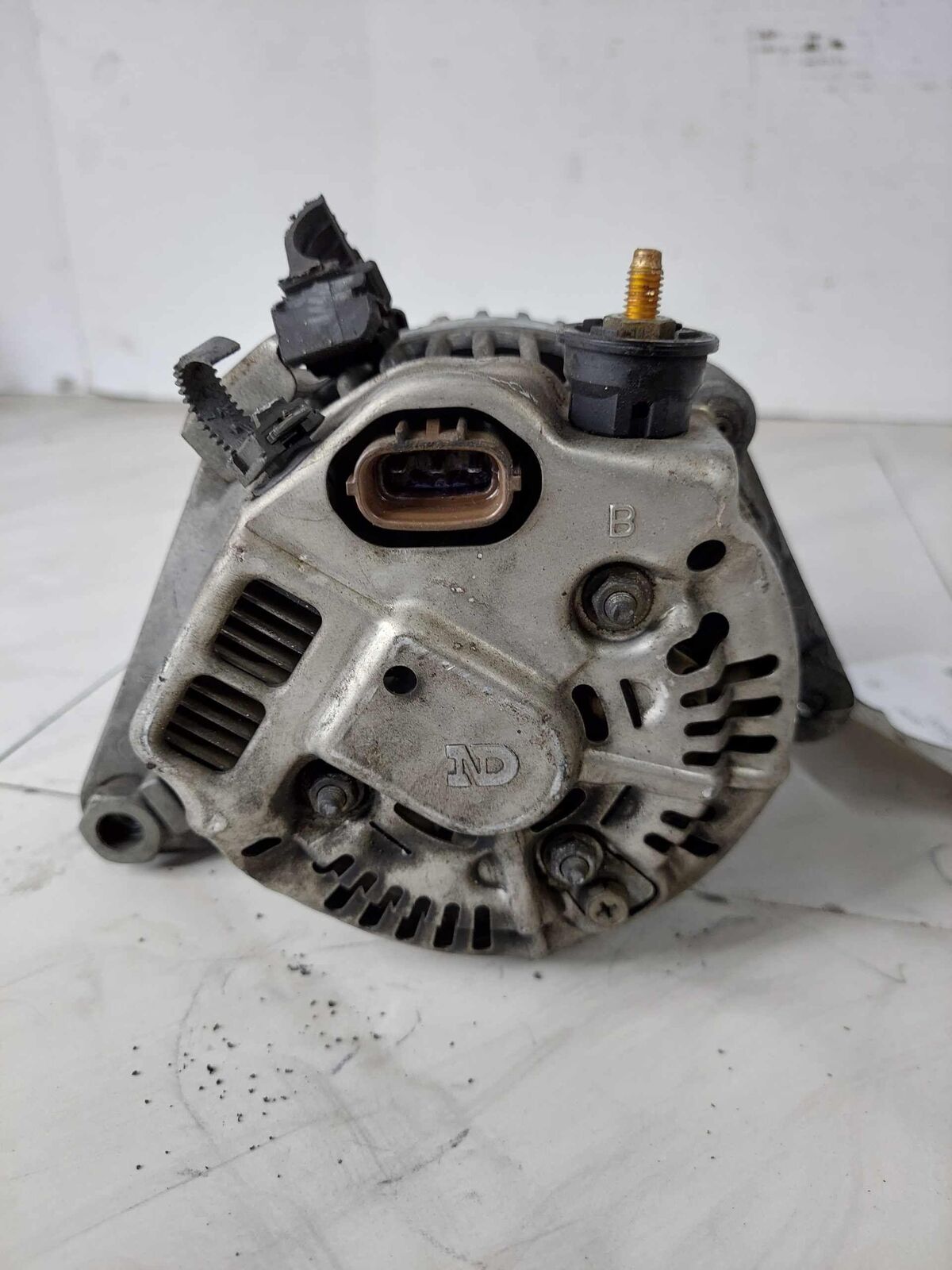 Alternator Generator Charging Eng. OEM 270600D010 TOYOTA COROLLA 98 99 00 01 02