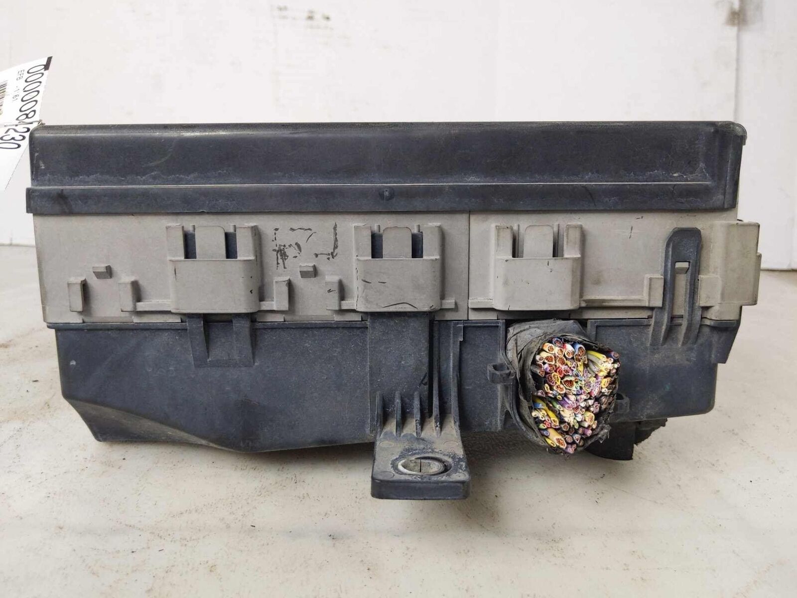 Engine Fuse Box Main Junction Relay Module OEM FORD MUSTANG 3.7L 12 13 14