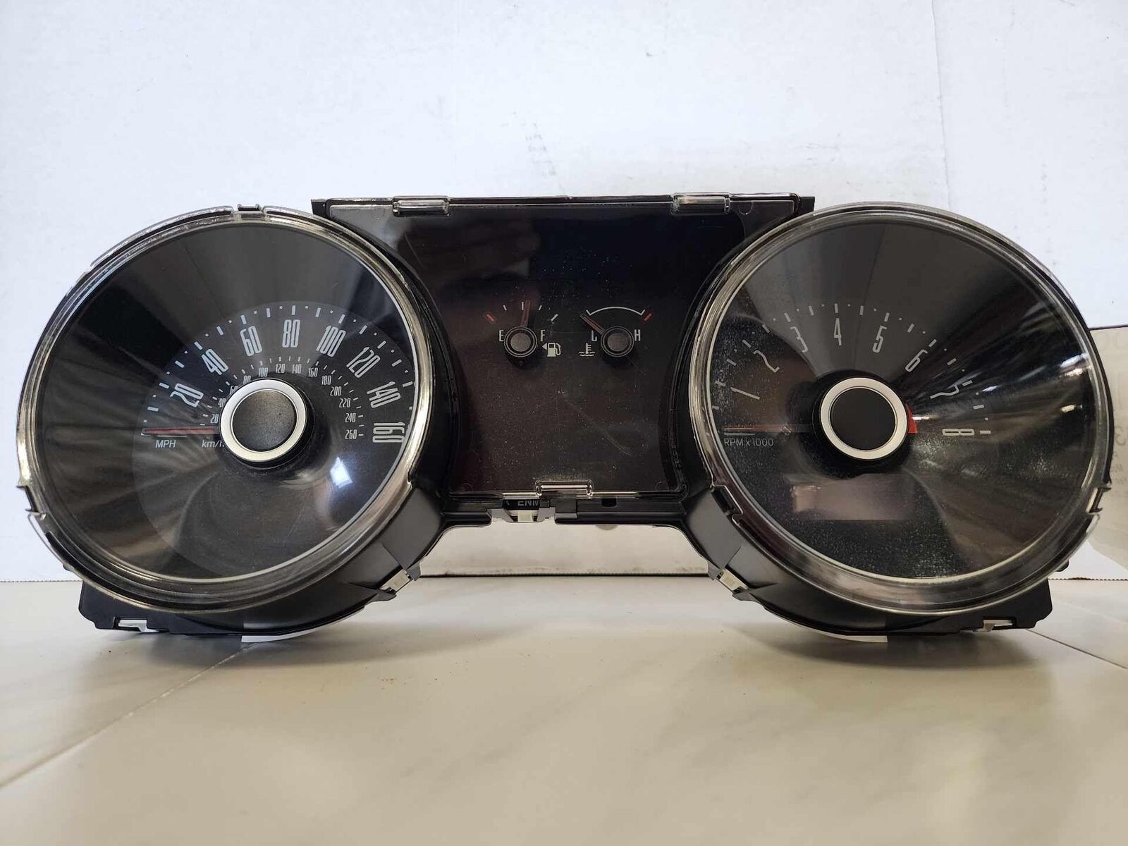 Speedometer Instrument Cluster Gauge OEM FORD MUSTANG 3.7L 13 2014