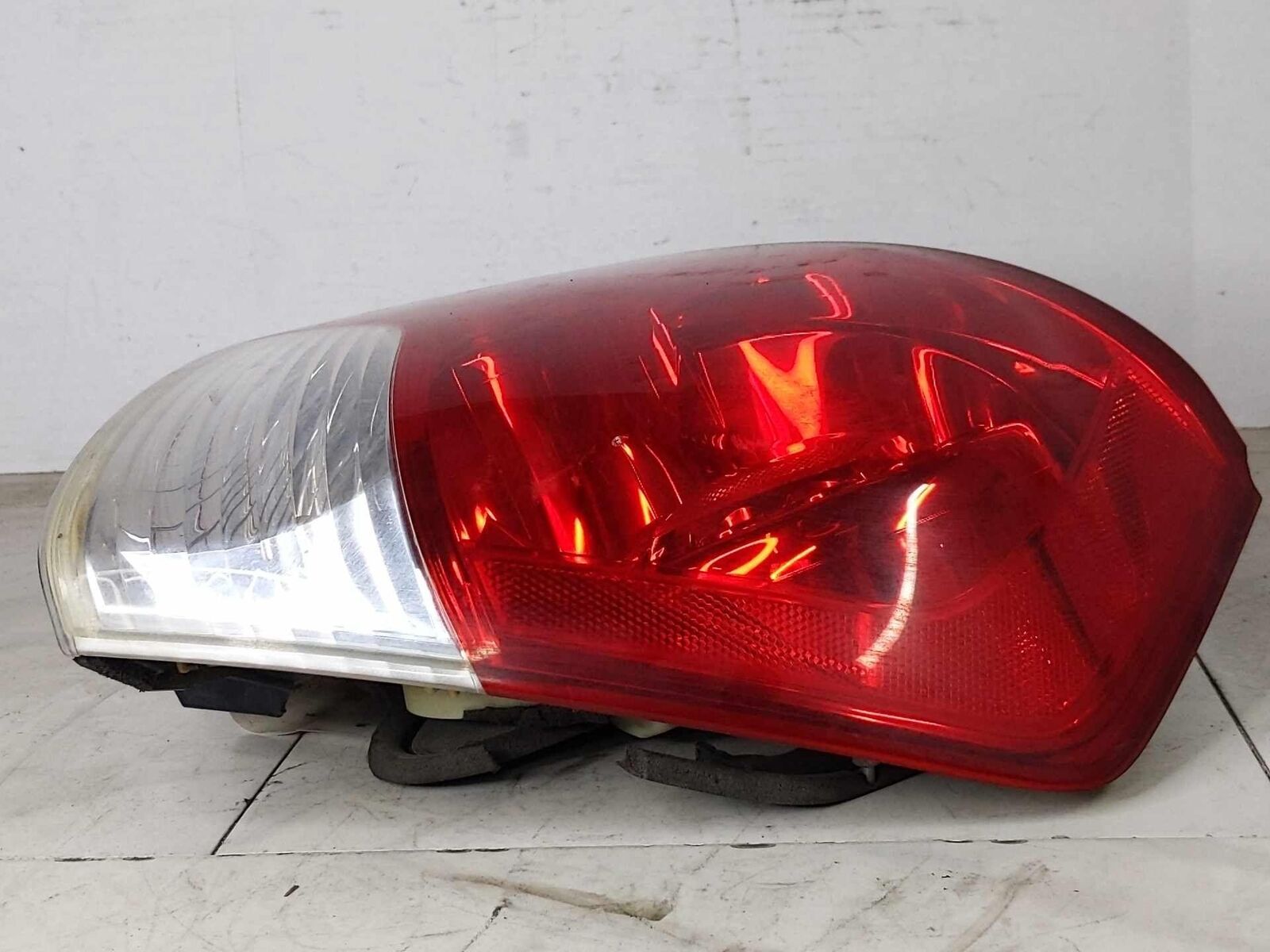 Tail Light Lamp Quarter Panel Mountd Left Driver OEM 22063786 INFINITI M35 06 07