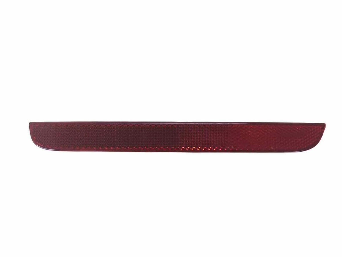 REAR BUMPER DRIVER SIDE MARKER REFLECTOR GRADE A DODGE CHALLENGER 2019