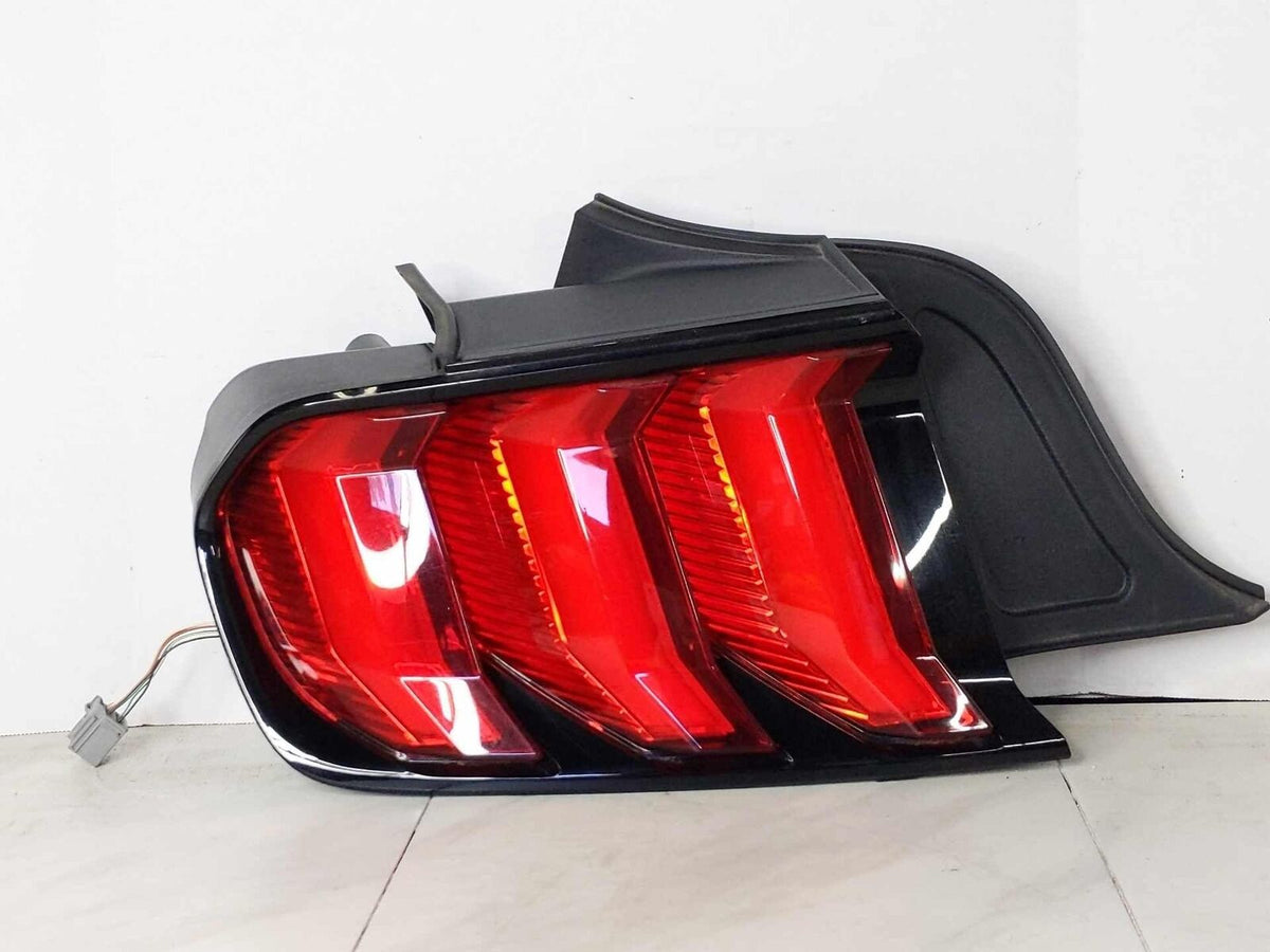 Tail Light Lamp LH Left Driver OEM JR3B13B505AG FORD MUSTANG 18 19 20 21 22