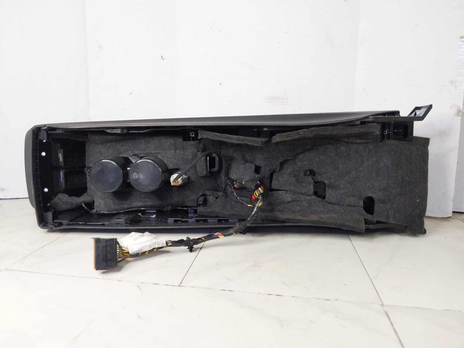 Center Console Front Floor OEM MASERATI GHIBLI 17