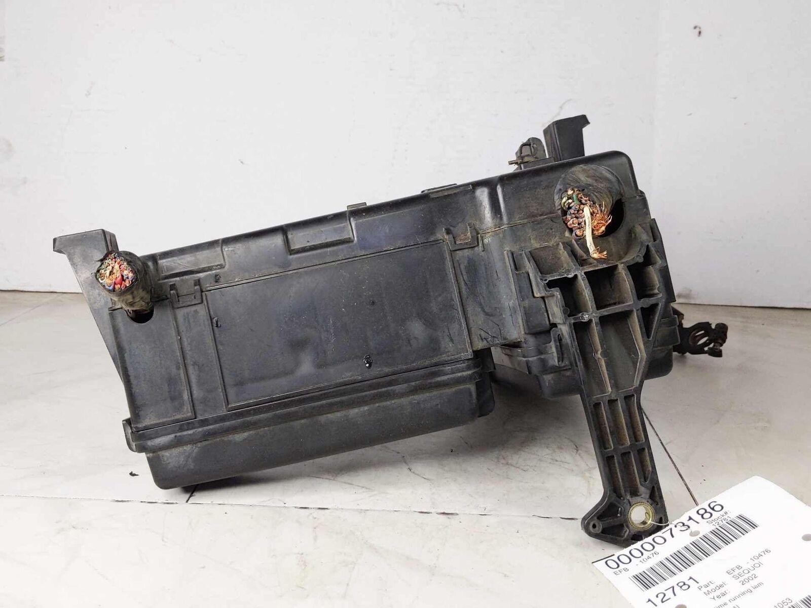 Engine Fuse Box Main Junction Relay Module OEM TOYOTA SEQUOIA 01 02