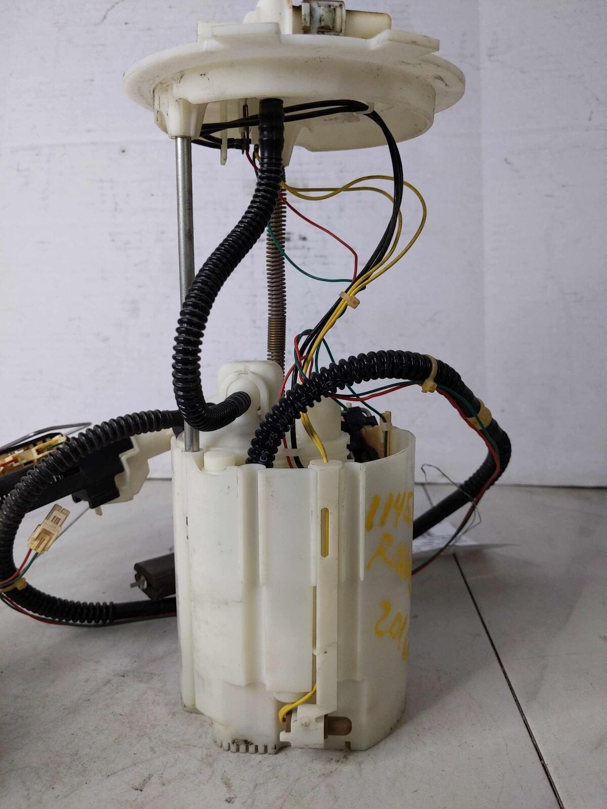 Fuel Pump Assembly Used OEM ROGUE EXCEPT SPORT 2.5L 14 15 16 17 18 19 20