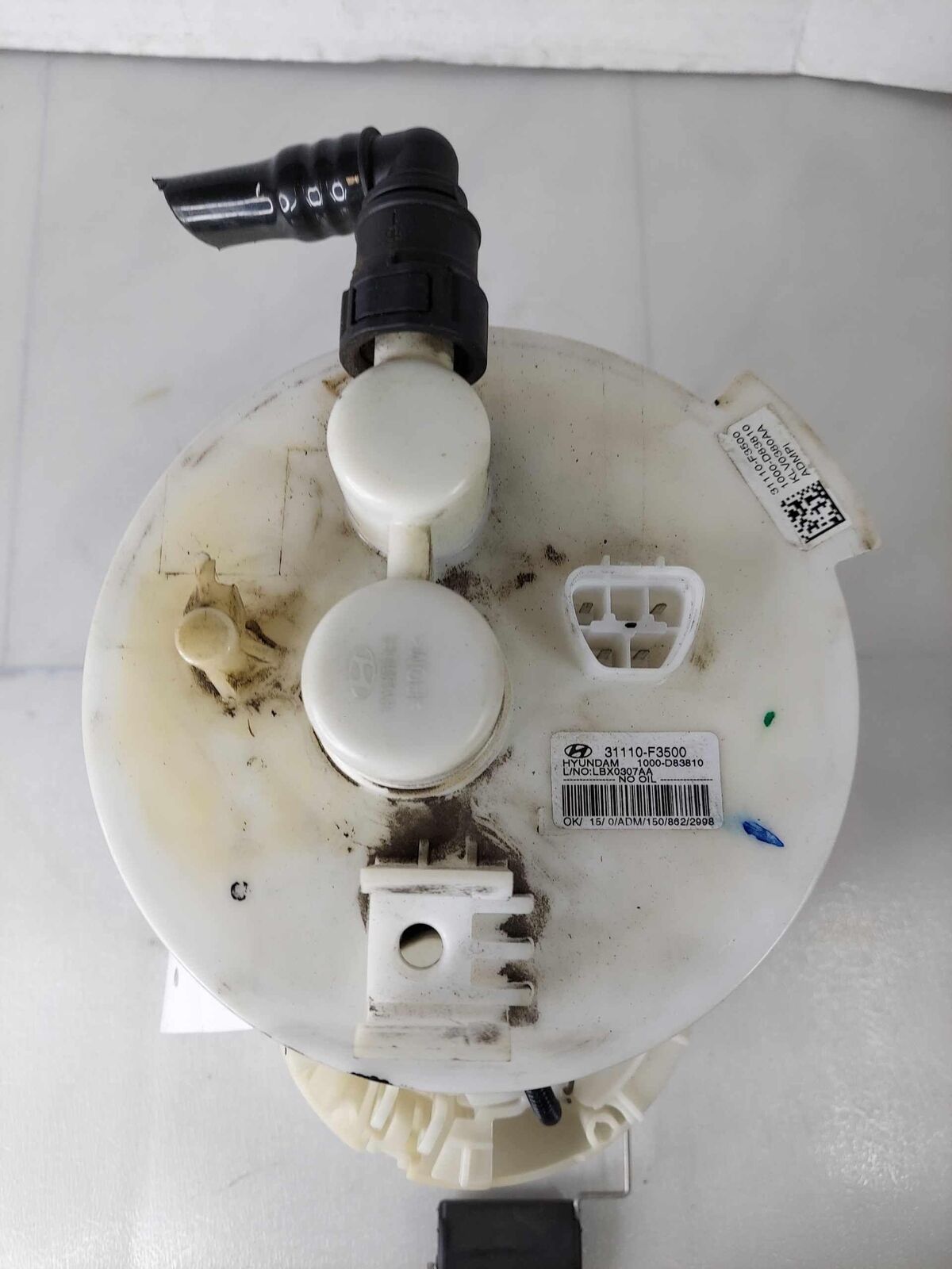 Fuel Pump Assembly Used OEM HYUNDAI ELANTRA Sedan 2.0L 17 18 19 20