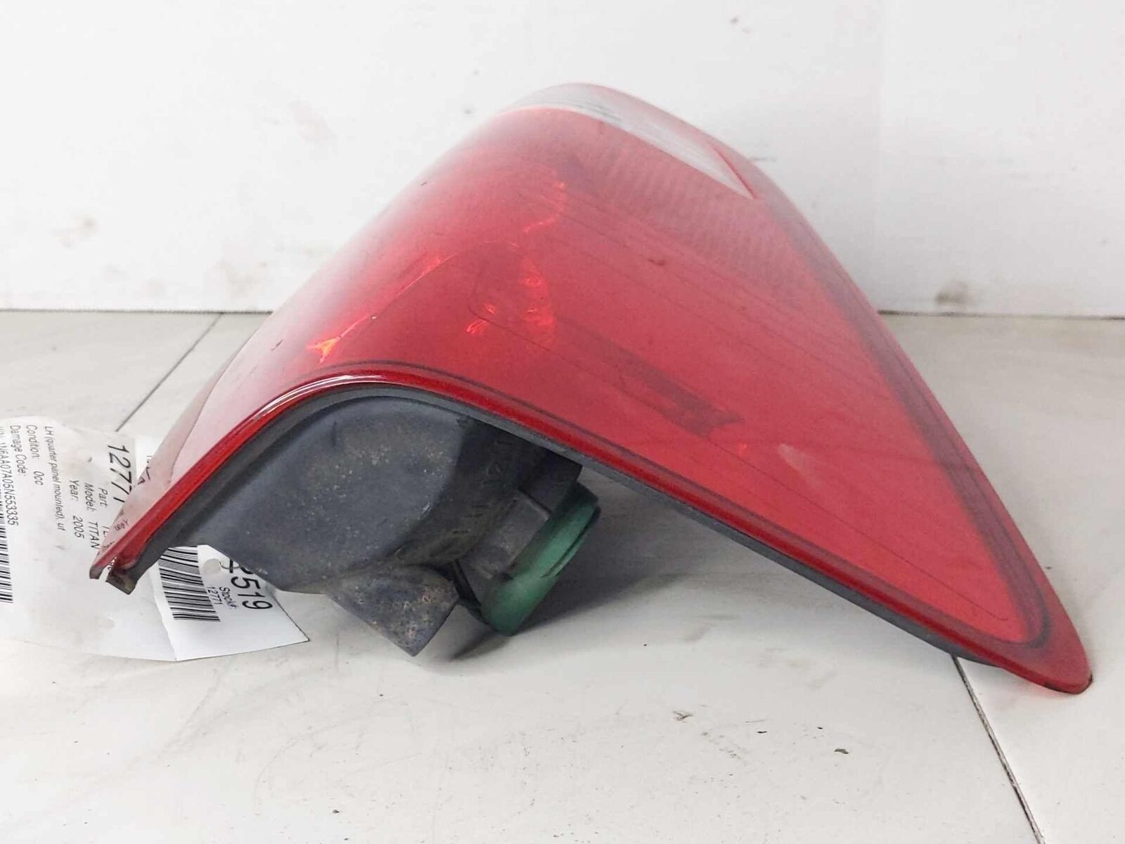 Tail Light Lamp Outer Quarter Panel Mounted LH Left Driver OEM NISSAN TITAN 2005