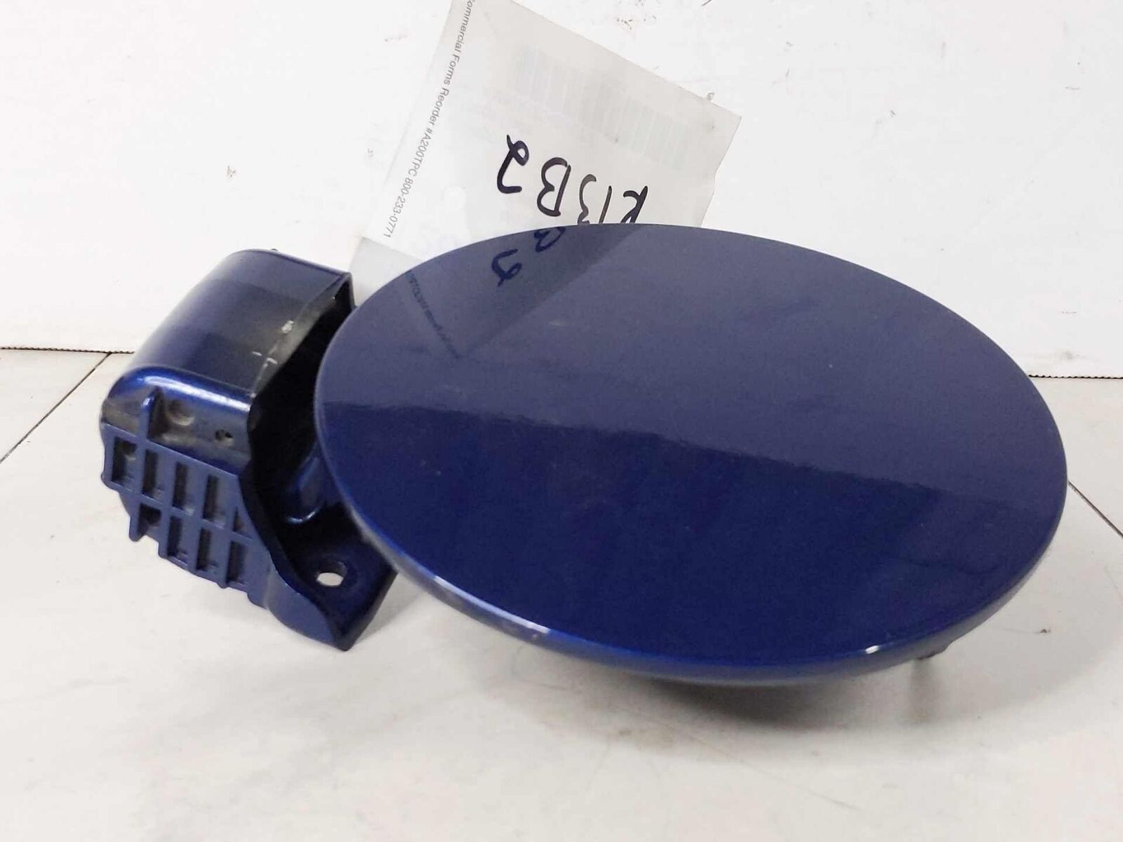 Fuel Gas Tank Filler Door Lid Cover Blue OEM HYUNDAI TUCSON 05 06 07 08 09